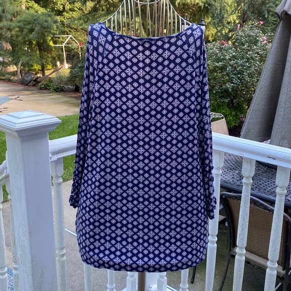 Patterned Blouse - Picture 3 of 5